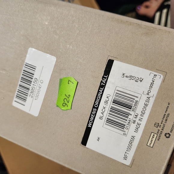 Hunter Original Tall Matte Rain Boots - Picture 10 of 10